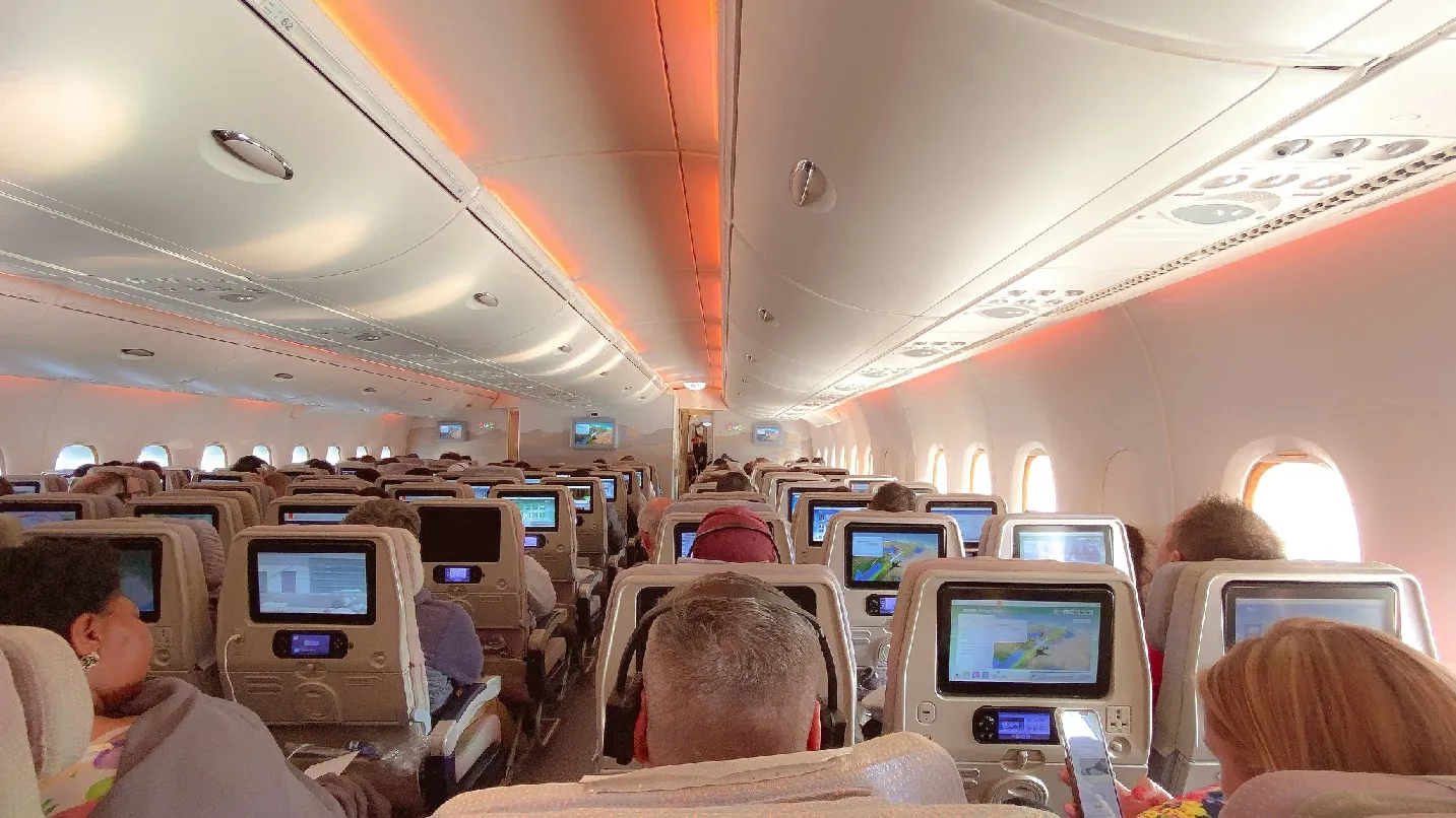 Jedzenie w bagażu podręcznym w samolocie – co można zabrać do Ryanair i innych linii lotniczych?